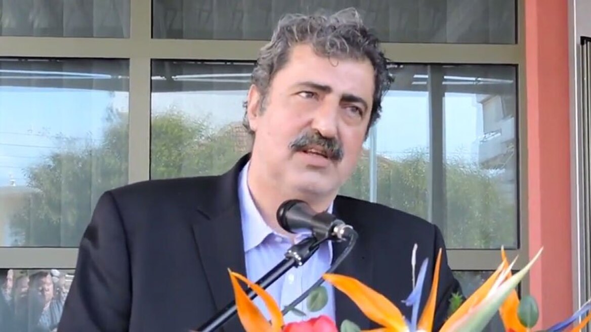 Χανιά: Ομιλία Πολάκη υπό το άκουσμα του... «Μακεδονία ξακουστή»