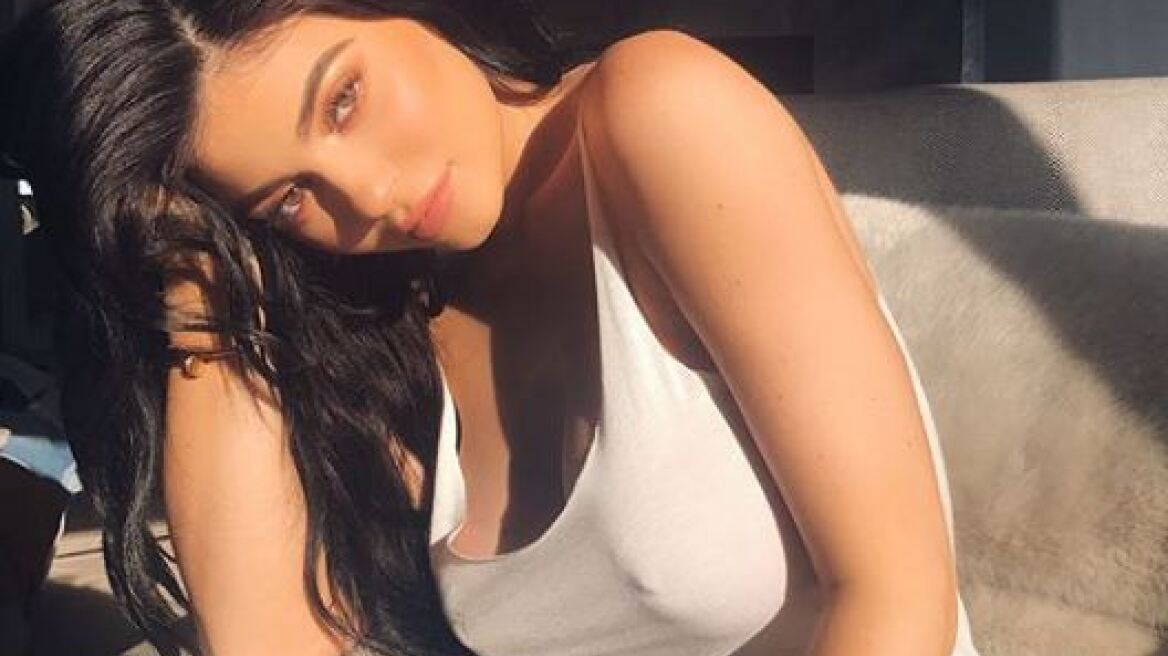 Γέννησε η Kylie Jenner! 