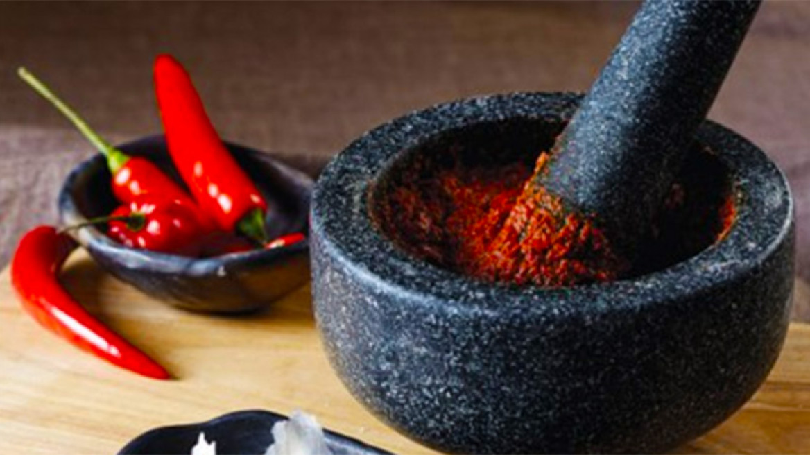 Καυτερή πάστα harissa
