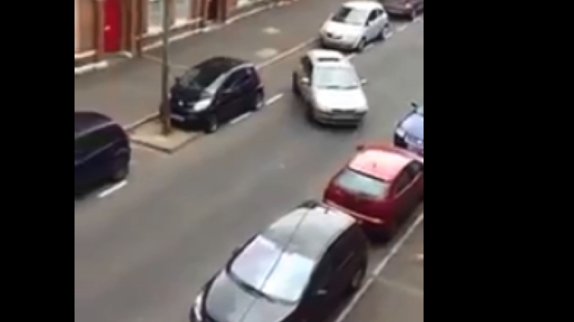 Επικό παρκάρισμα, άξιο για... όσκαρ υπομονής!