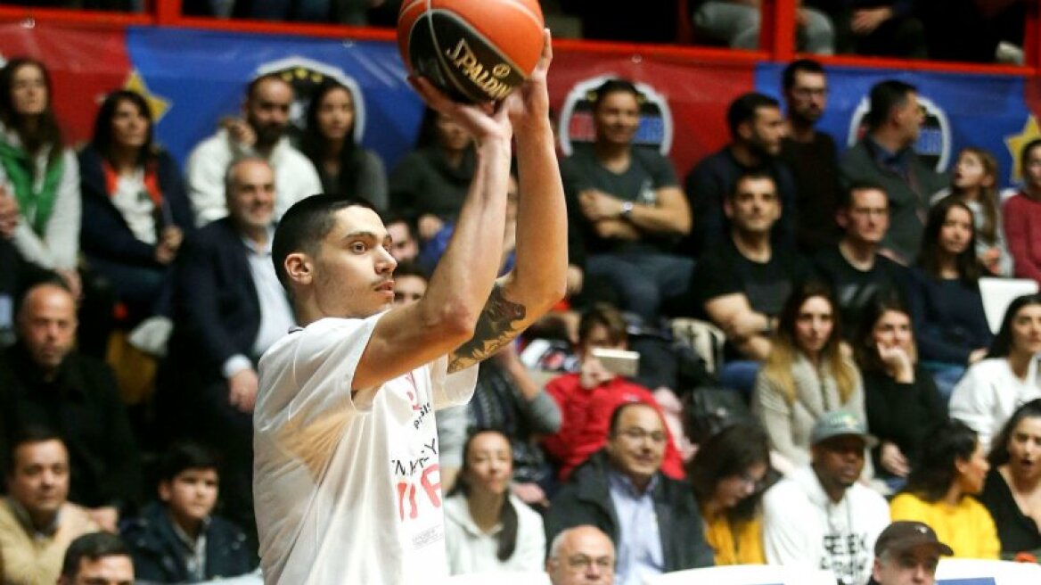 Βίντεο: Νικητής στον διαγωνισμό τριπόντων ο Κόνιαρης και πάλι!