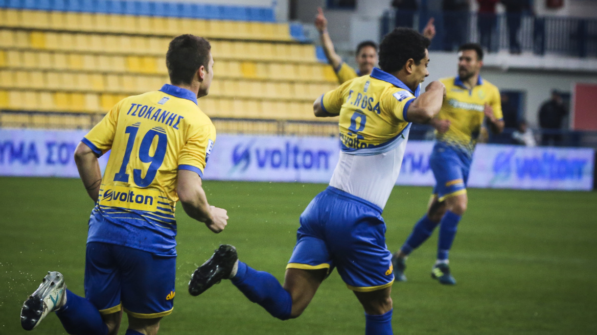 Παναιτωλικός-Πλατανιάς 3-0: Τριάρα με μαγεία Ρόσα