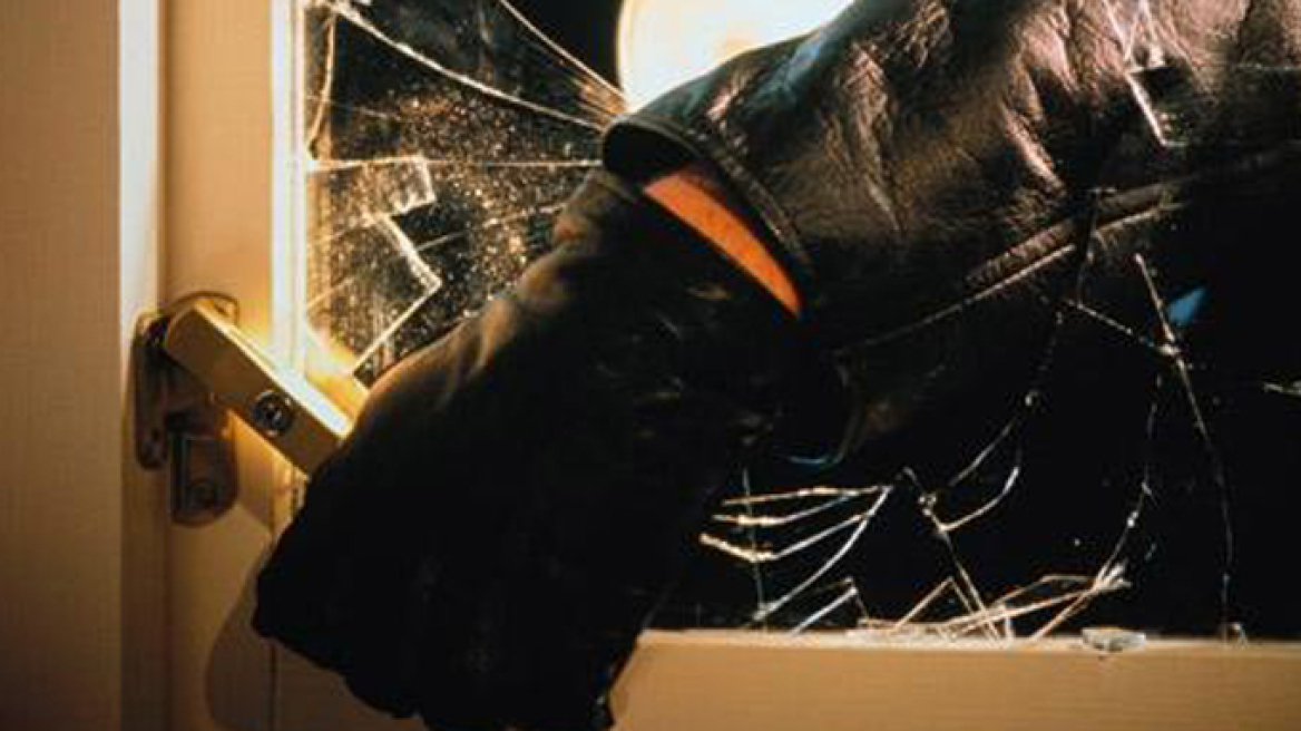 Ανήλικος σε σπείρα με εννέα διαρρήξεις στα Τρίκαλα