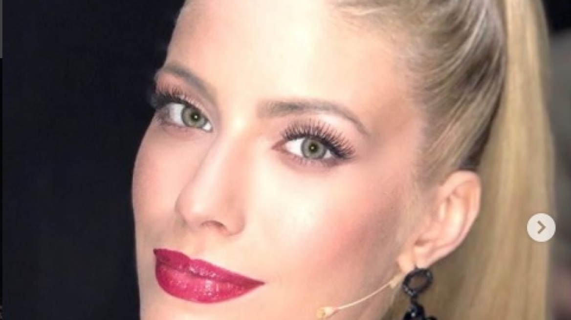 Η Ευαγγελία Αραβανή μπήκε στο νοσοκομείο από υπερκόπωση