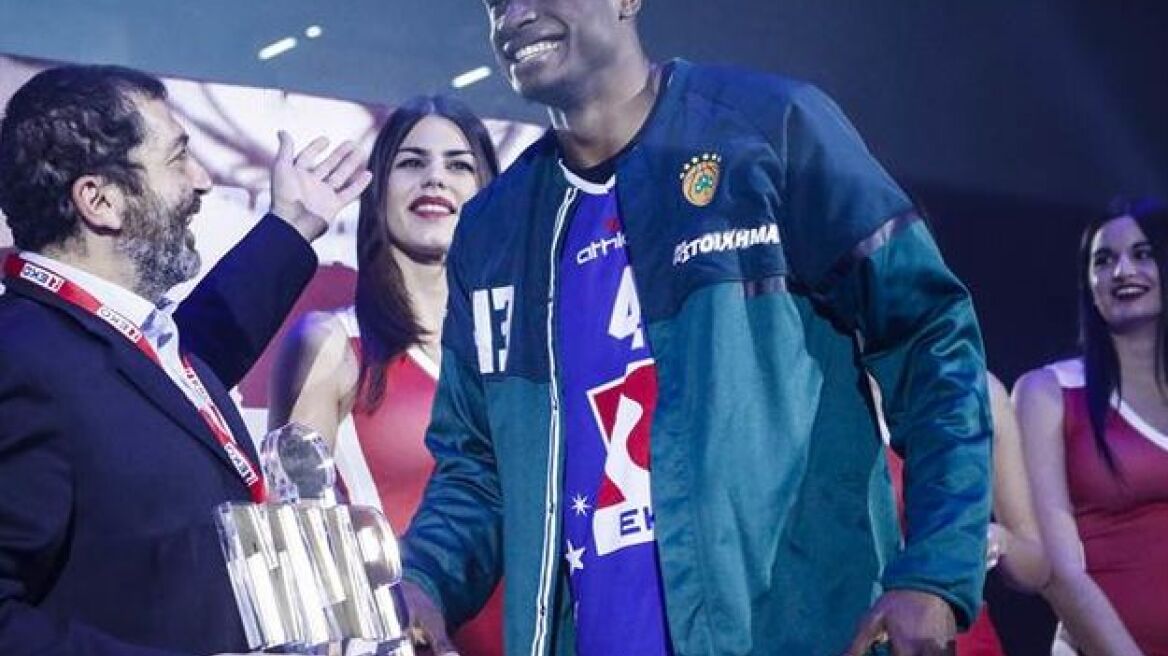 Το μήνυμα του Θανάση στον Γιάννη για το MVP (photo)
