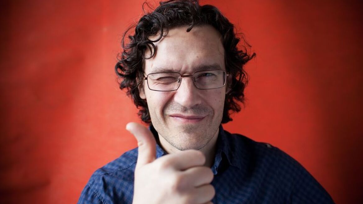 Έρευνα: Ο αυτοσαρκασμός συνδέεται με καλύτερη ψυχική υγεία