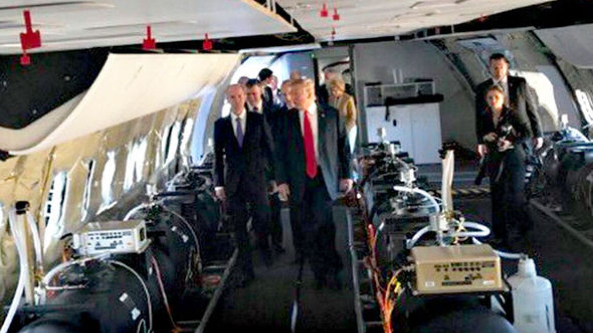 Ο Τραμπ απειλεί την Κίνα με οικονομικές κυρώσεις