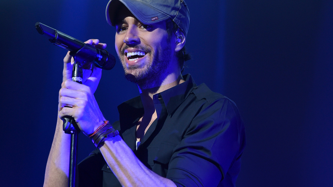 Ο Enrique Iglesias έρχεται Αθήνα