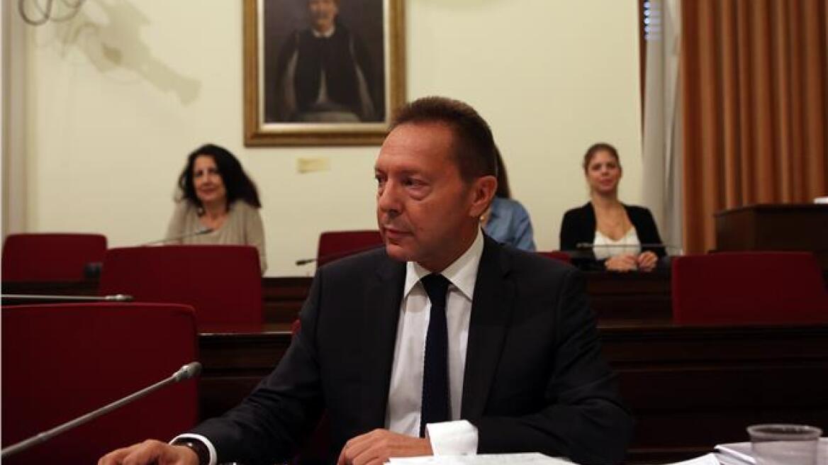 Επιτροπή πόθεν έσχες Βουλής: Στο αρχείο η υπόθεση Στουρνάρα