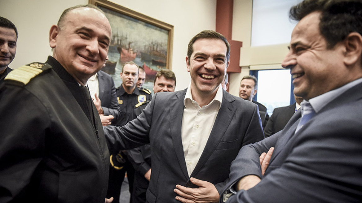 Μετά το στραπάτσο στα Ίμια ο Τσίπρας συγχαίρει τους λιμενικούς για την ψυχραιμία τους