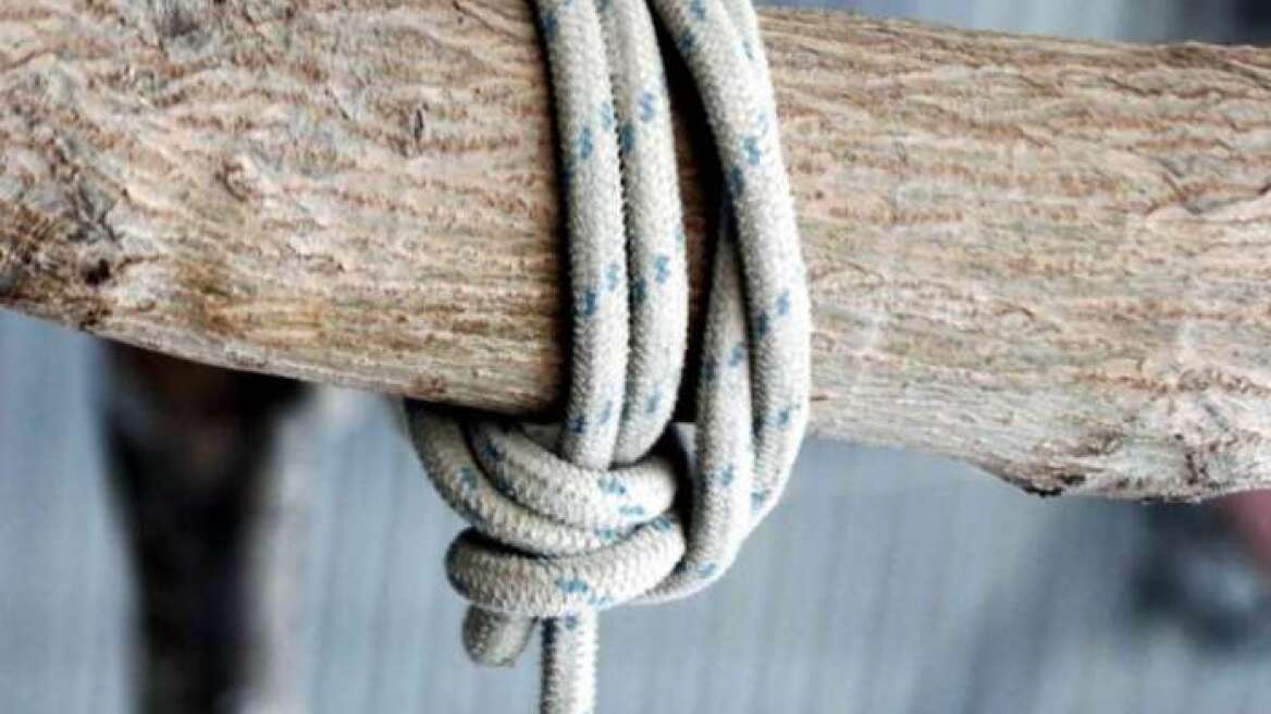 Απαγχονίστηκε 37χρονος αλλοδαπός στη Ζαχάρω