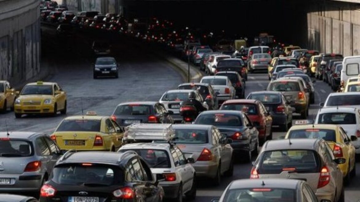 Σε ένα μήνα ξεκινούν νέοι έλεγχοι για ανασφάλιστα οχήματα 