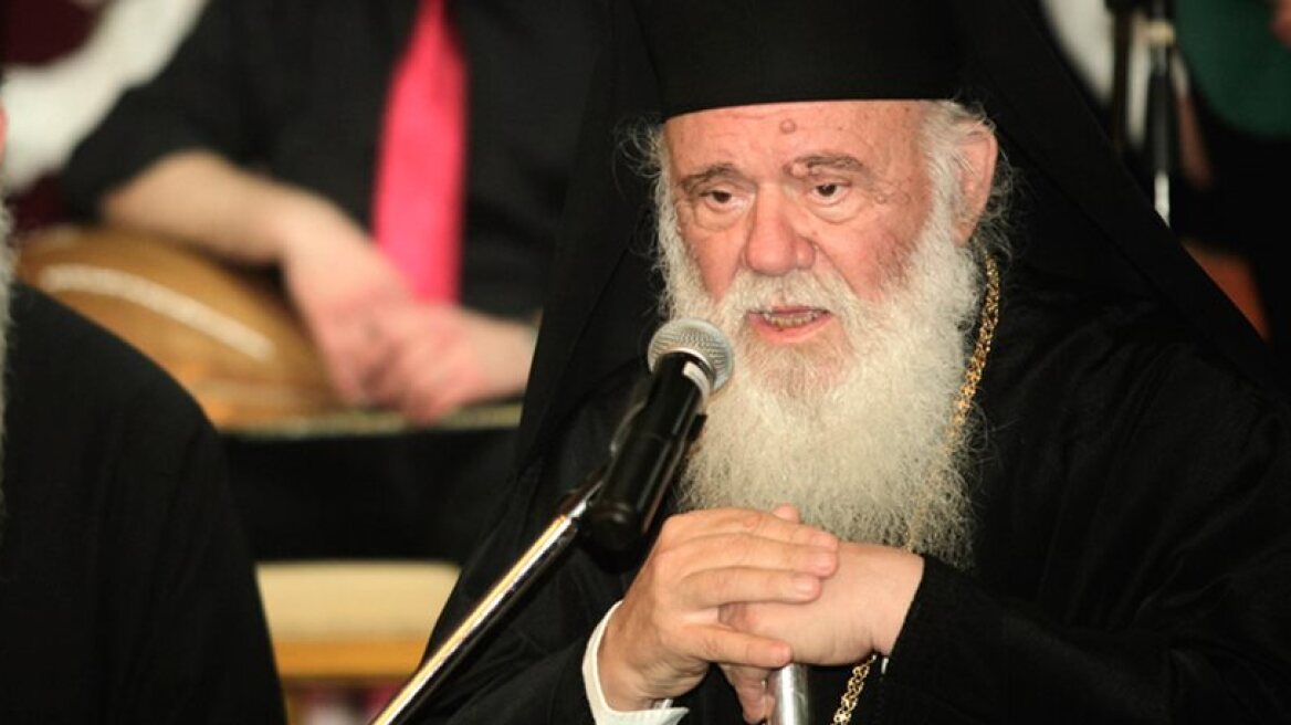 Ιερώνυμος: Η Πολιτεία επεμβαίνει πραξικοπηματικά σε εσωτερικά μας θέματα