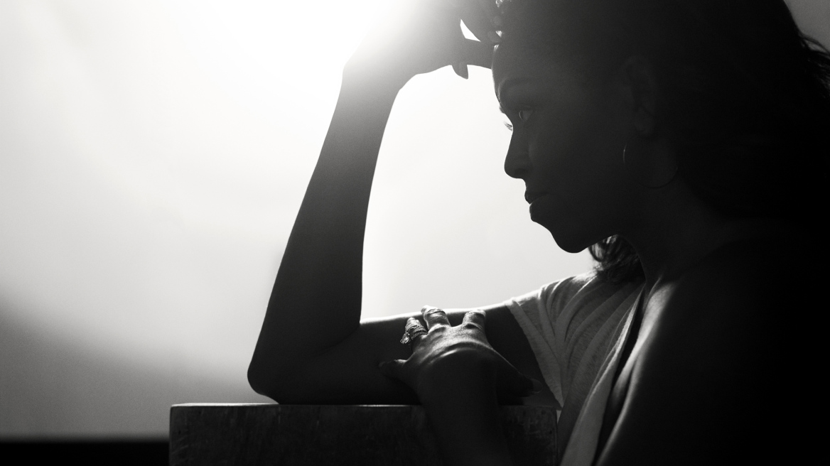 Becoming: Τα απομνημονεύματα της Μισέλ Ομπάμα για τα οποία πήρε πάνω από 30 εκατ. δολάρια