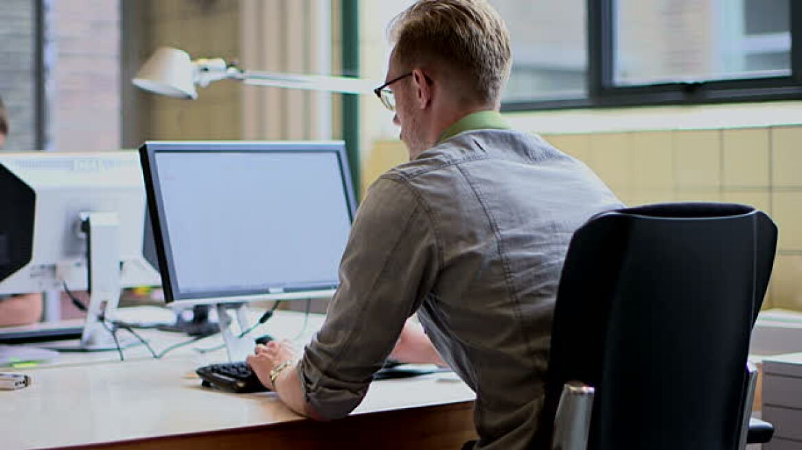 Εκτεθειμένοι χιλιάδες πολίτες που καταγγέλλουν το Δημόσιο - Όλα τα στοιχεία τους στη φόρα!