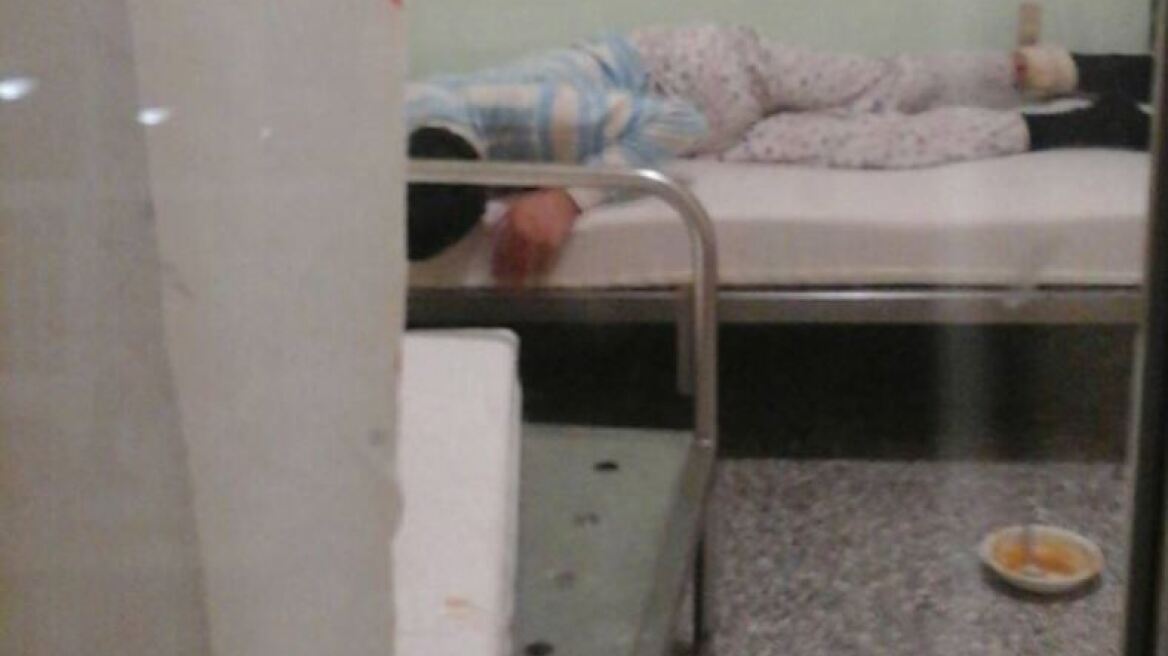 «Η ησυχία του υπ. Εργασίας ταράχτηκε» η απάντηση των γονέων των ατόμων με αυτισμό που βασανίζονται στο Λοιμωδών