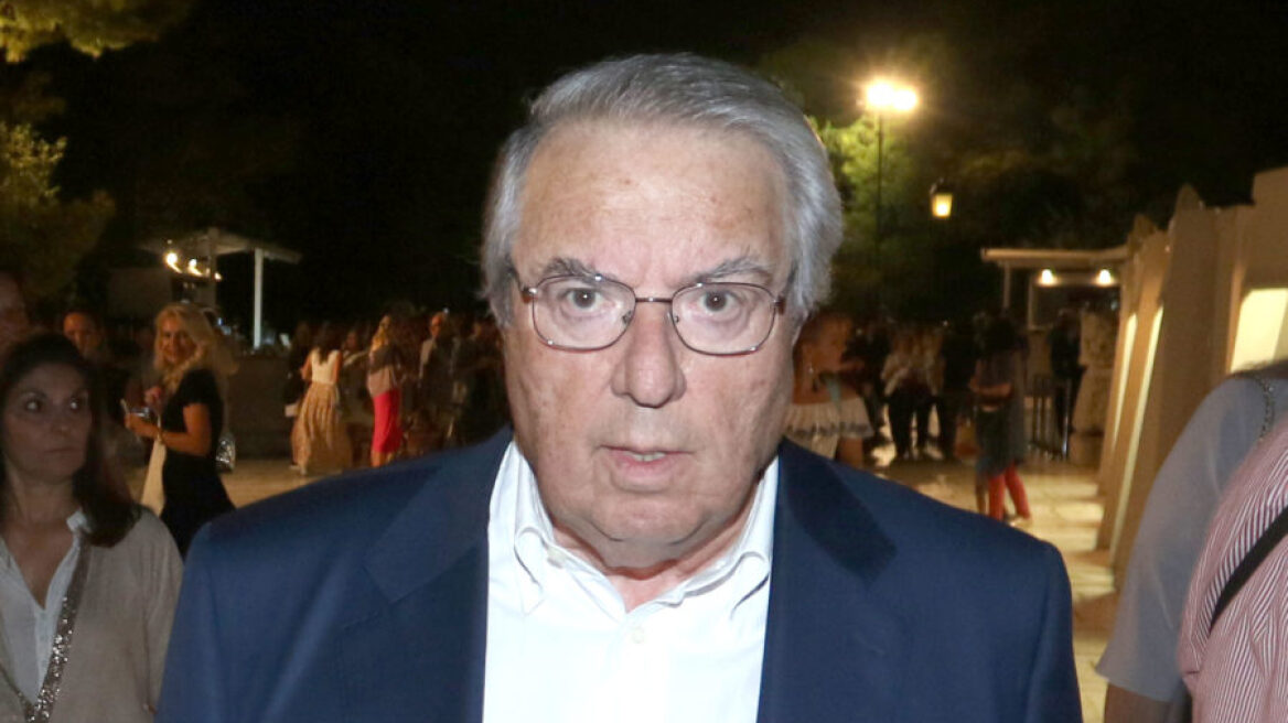 Αυτή είναι η σύζυγος του κ. Μπαμπινιώτη