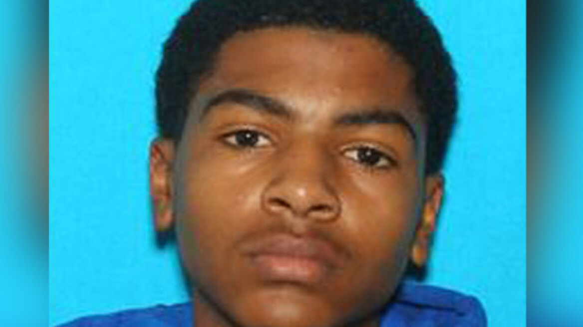 Σκότωσε και τους δύο γονείς του μέσα στην εστία του πανεπιστημίου του!