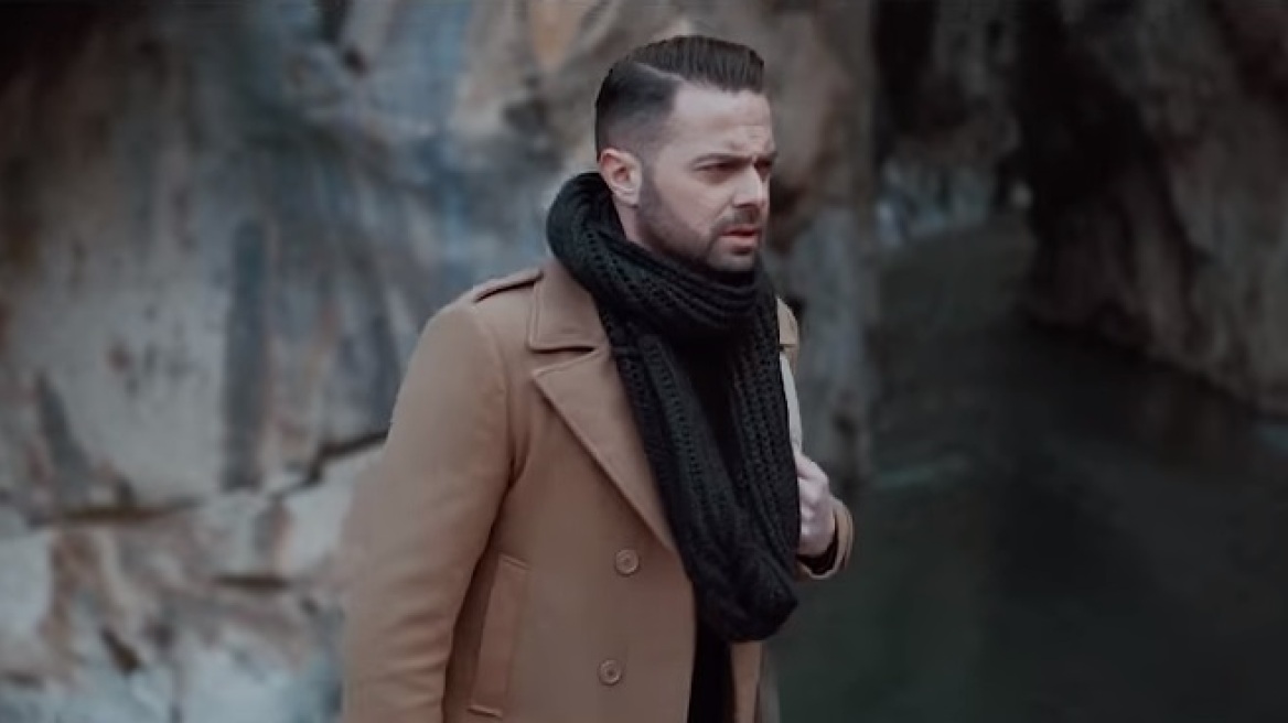 Ηλίας Βρεττός: Το προφητικό τραγούδι και η νέα ευκαιρία στη ζωή του