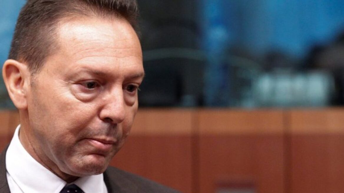 WSJ: Η κυβέρνηση στην Ελλάδα θεωρεί πολιτικό εχθρό τον Στουρνάρα