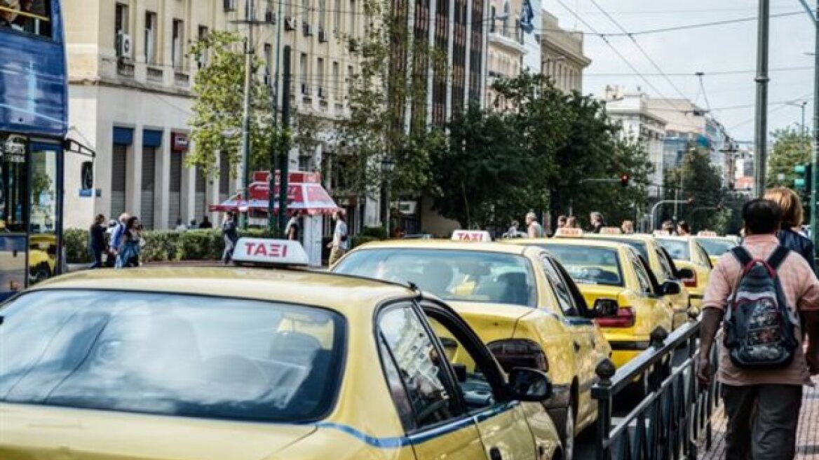 «Χειρόφρενο» σε τρένα και Προαστιακό - Στάση εργασίας και στα ταξί