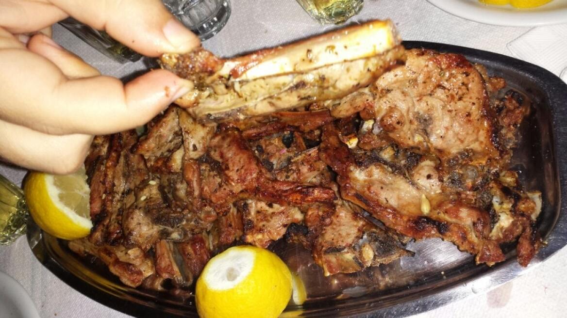 Ο Αξιώτης και η βαρελίσια ρετσίνα του