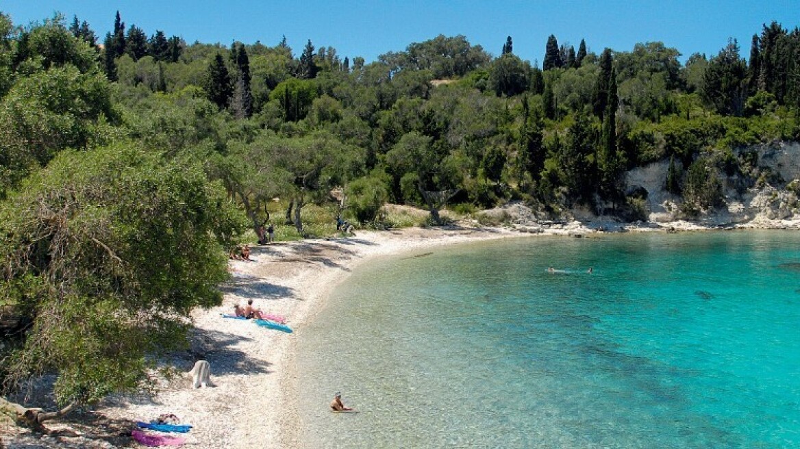 Ελλάδα ή Ισπανία το δίλημμα για τους Γερμανούς τουρίστες 