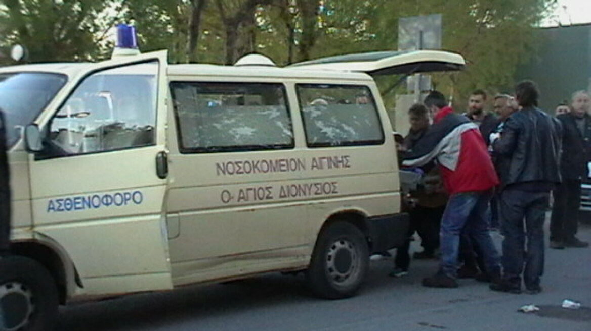 Θρήνος στην Αίγινα: Έχασε την ζωή του οδηγός μηχανής - Δεν υπήρχε διαθέσιμο ασθενοφόρο 