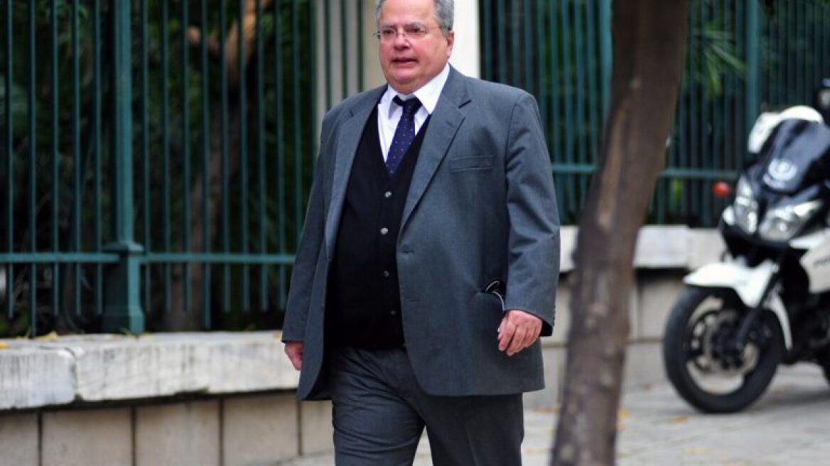 «ΠΡΑΤΤΩ» κατά Φίλη και «53»: «Ενδοτισμός χωρίς όρια»