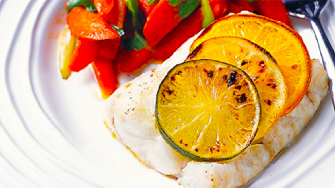 Μπακαλιάρος με 3 εσπεριδοειδή και πικάντικα καρότα