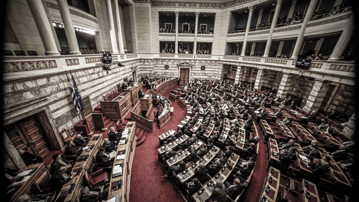 Νέα επιστολή Κρητών σε βουλευτές για τα Σκόπια: Θα είστε εχθροί του ελληνικού λαού