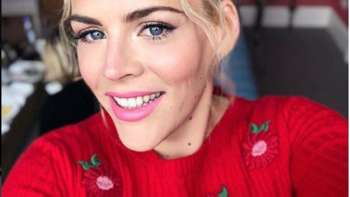 Η ηθοποιός Busy Philipps νοσηλεύθηκε γιατί «έκαψε» τα μάτια της 