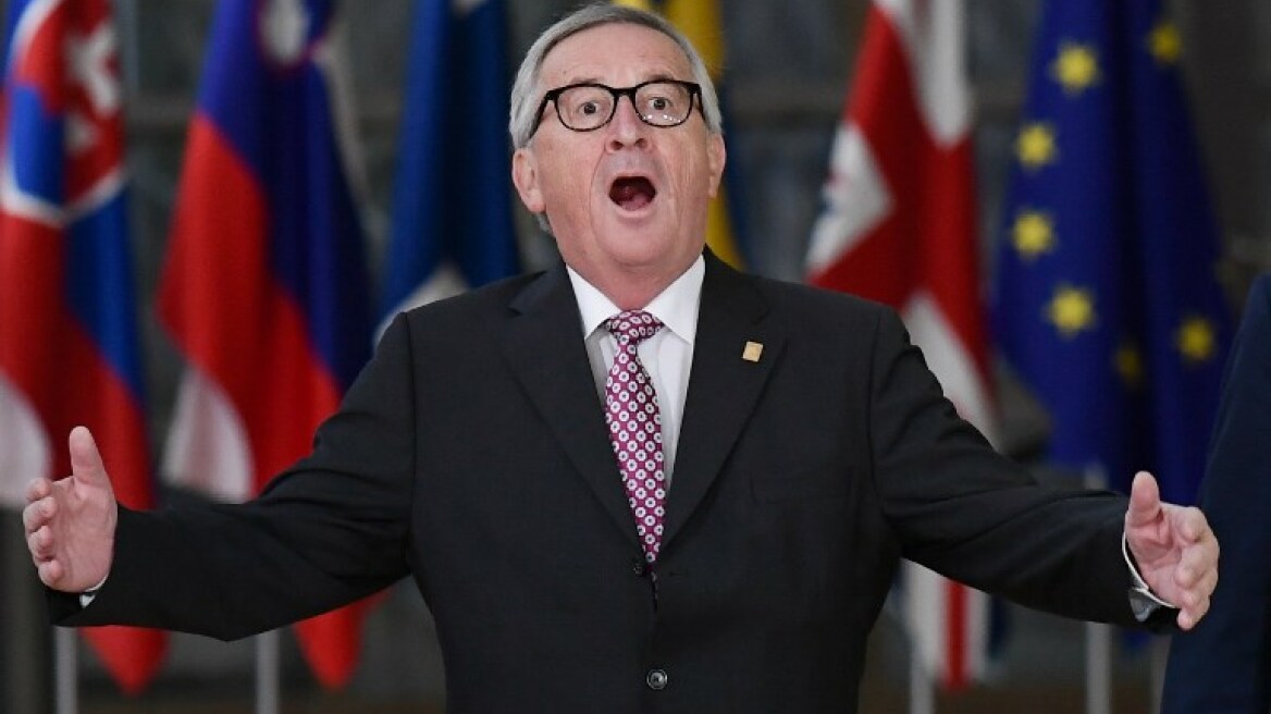 Η Daily Mail «ξεμπροστιάζει» τον Γιούνκερ: Με ιδιωτικό τζετ τα μισά επαγγελματικά του ταξίδια!