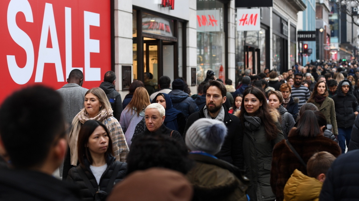 Βρετανία: Έως και 80% οι εκπτώσεις στο Λονδίνο 