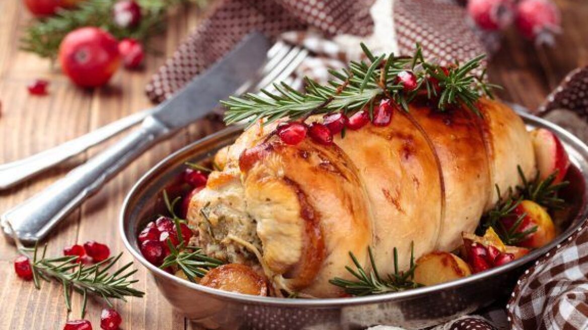 Έρευνα: Το φαγοπότι των γιορτών αυξάνει έως και 20% τα επίπεδα χοληστερίνης