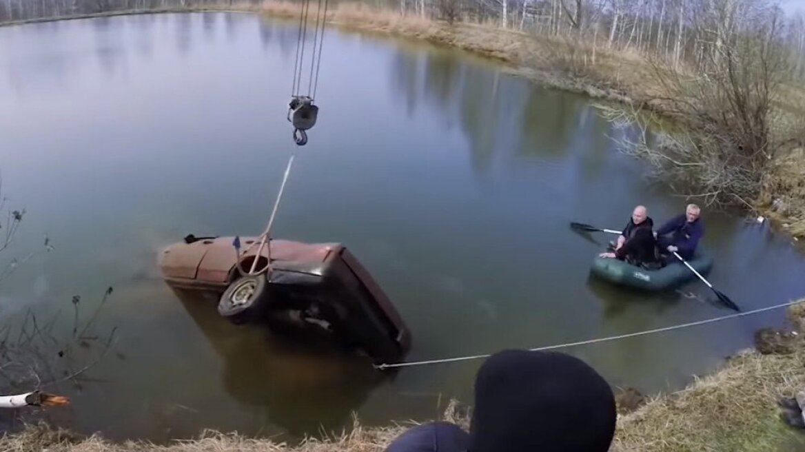 Ένα Lada μέσα σε λίμνη για έξι μήνες. Θα πάρει μπροστά; (Video)