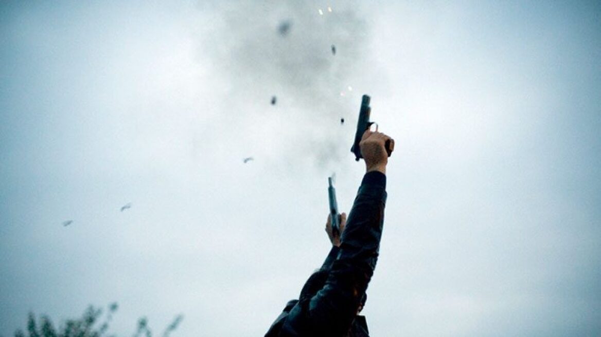 Πυροβολούσε κατά την διάρκεια γιορτής και συνελήφθη