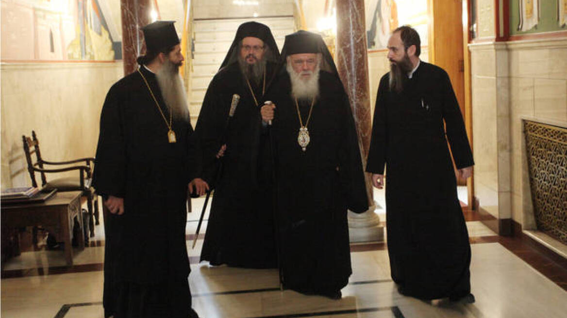 Στη Σύρο για τα Θεοφάνεια Ιερώνυμος και Παυλόπουλος