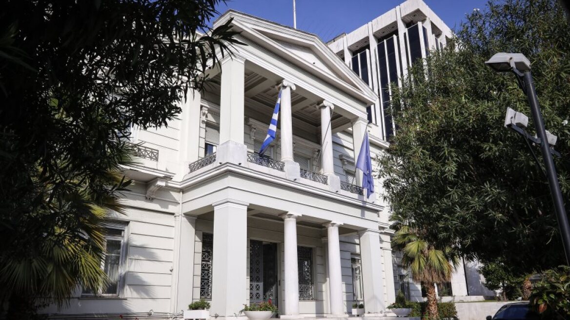 ΥΠΕΞ για επίθεση Ρουβίκωνα: Τέτοιες ενέργειες δεν μπορούν να πλήξουν τους στενούς δεσμούς ΗΠΑ - Ελλάδας 