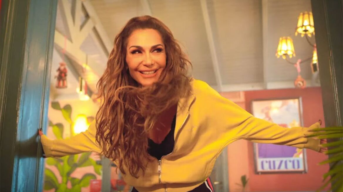 Η Δέσποινα Βανδή... επέστρεψε στο πανεπιστήμιο που σπούδασε 