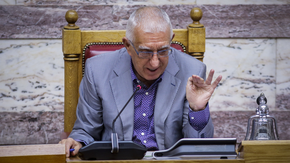 Κακλαμάνης (ΘΕΜΑ 104,6): Με εξέπληξε ευχάριστα ο πρωθυπουργός που παραδέχτηκε τα λάθη