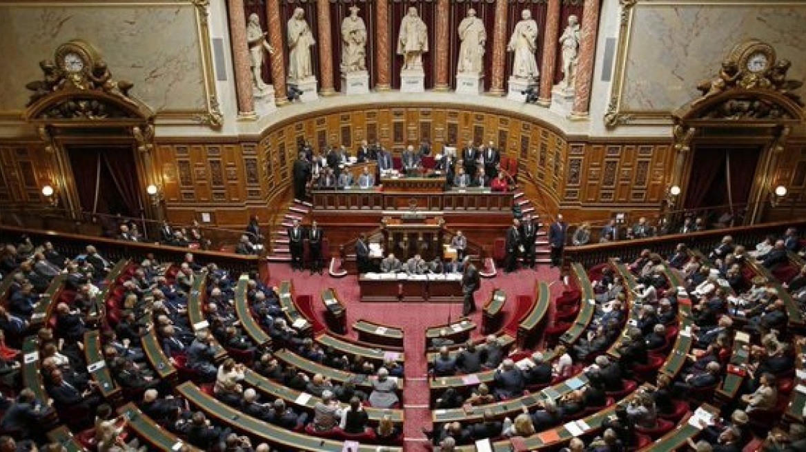 Γαλλία: Εγκρίθηκε το νομοσχέδιο που προετοιμάζει τη χώρα για το Brexit 