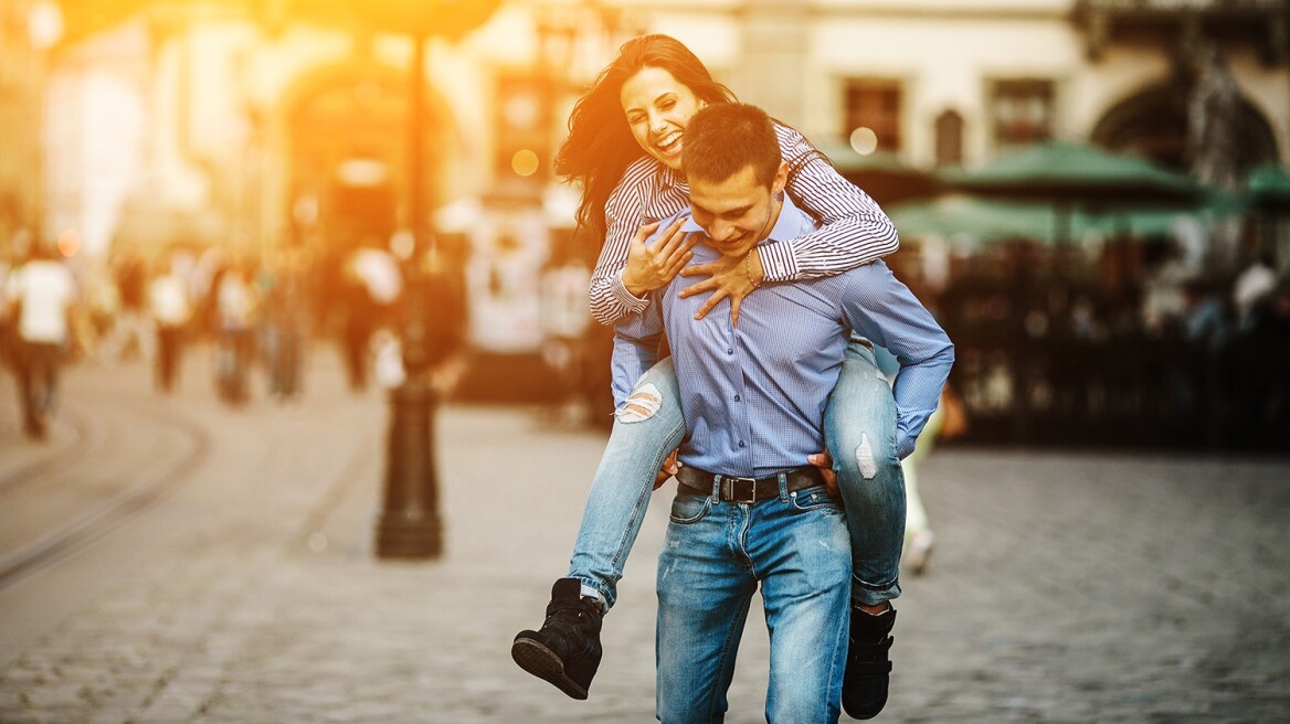 Σχέσεις: Μένουν μαζί όσοι γελούν μαζί