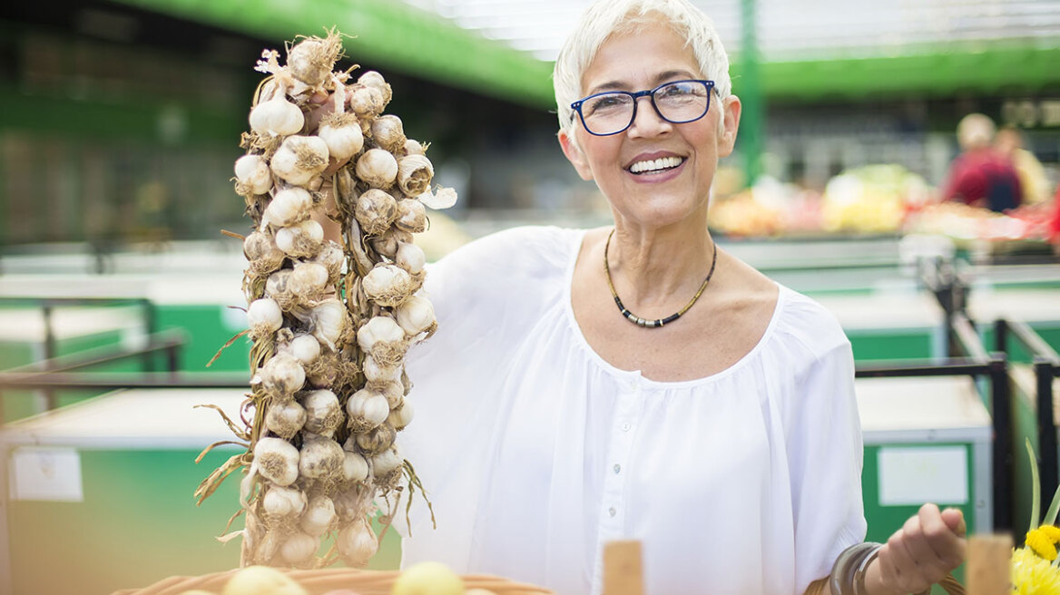 Σκόρδο: Το φυσικό αντιβιοτικό