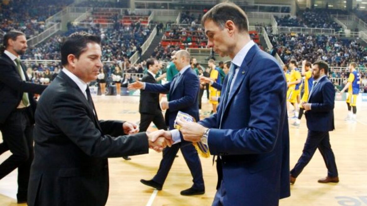 Σχεδόν η μισή Ευρωλίγκα… άλλαξε προπονητή!