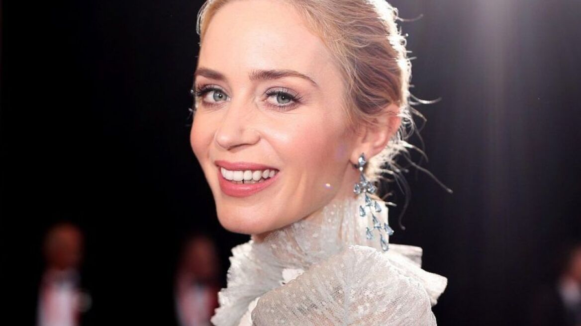 H Εμιλι Μπλαντ μόλις φόρεσε το πιο απίστευτο Gucci φόρεμα 