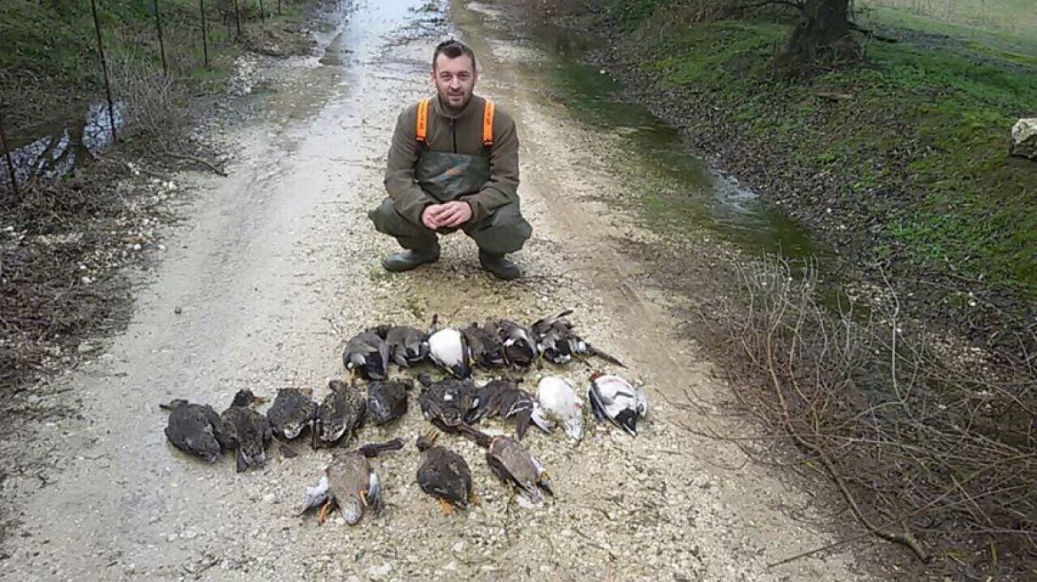 Συνέλαβαν λαθροκυνηγό στον Αμβρακικο