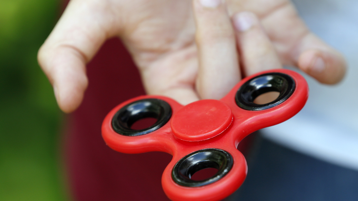 Βόλος: Μαθητής κινδύνευσε να χάσει το δάχτυλό του από το παιχνίδι fidget spinner