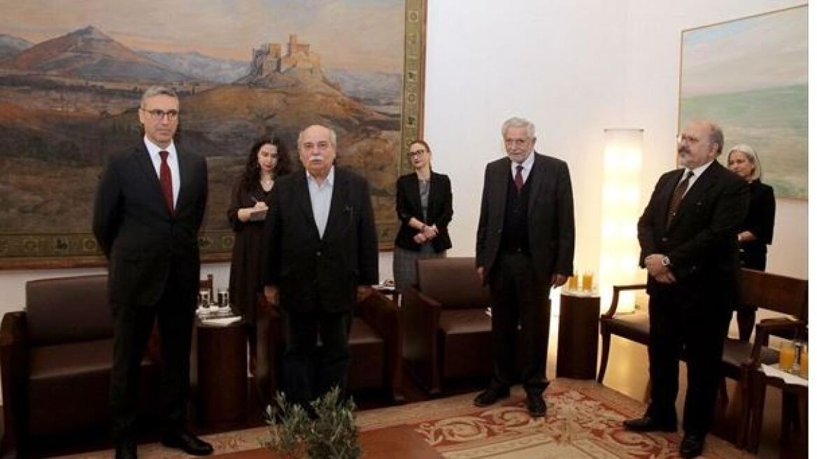 Με τον νέο πρέσβη της Τουρκίας συναντήθηκε ο Νίκος Βούτσης