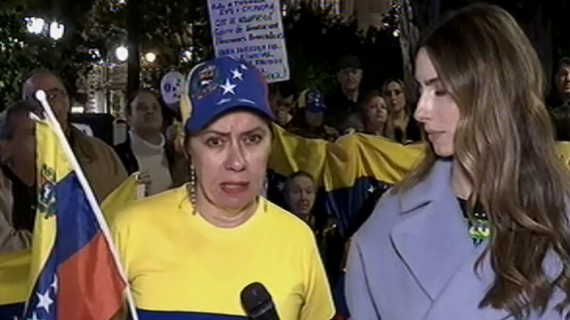 Συγκέντρωση Βενεζουελάνων κατά του Μαδούρο στο Σύνταγμα